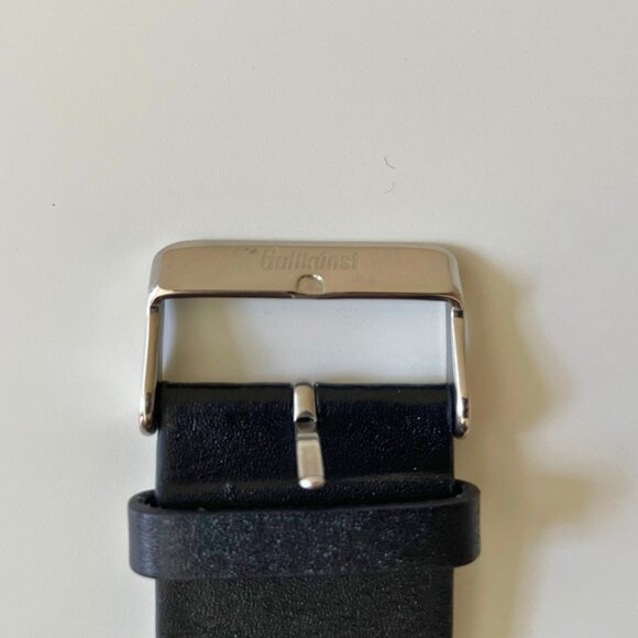 Gullkunst Geometric Leather Bracelet | Contemporary Icelandic Design - Picture 9 of 9